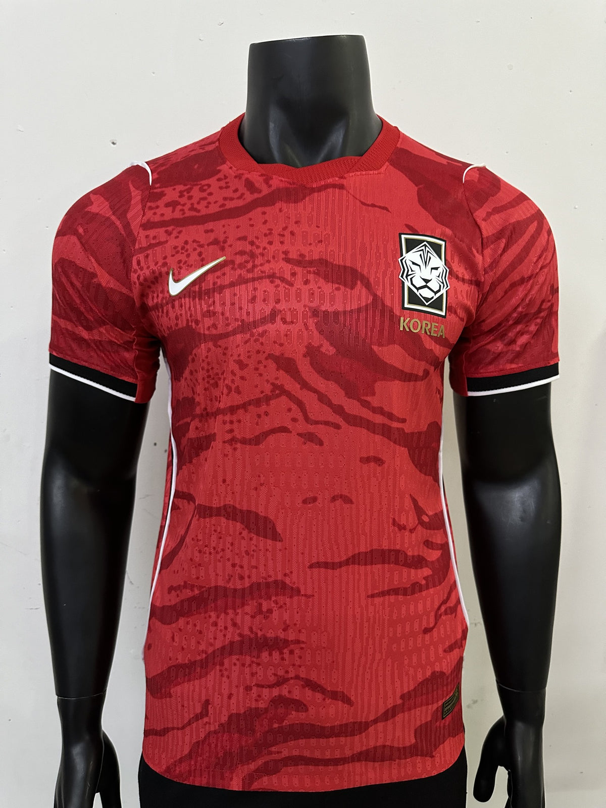 South Korea Player 26/27 Home Kit – image 1