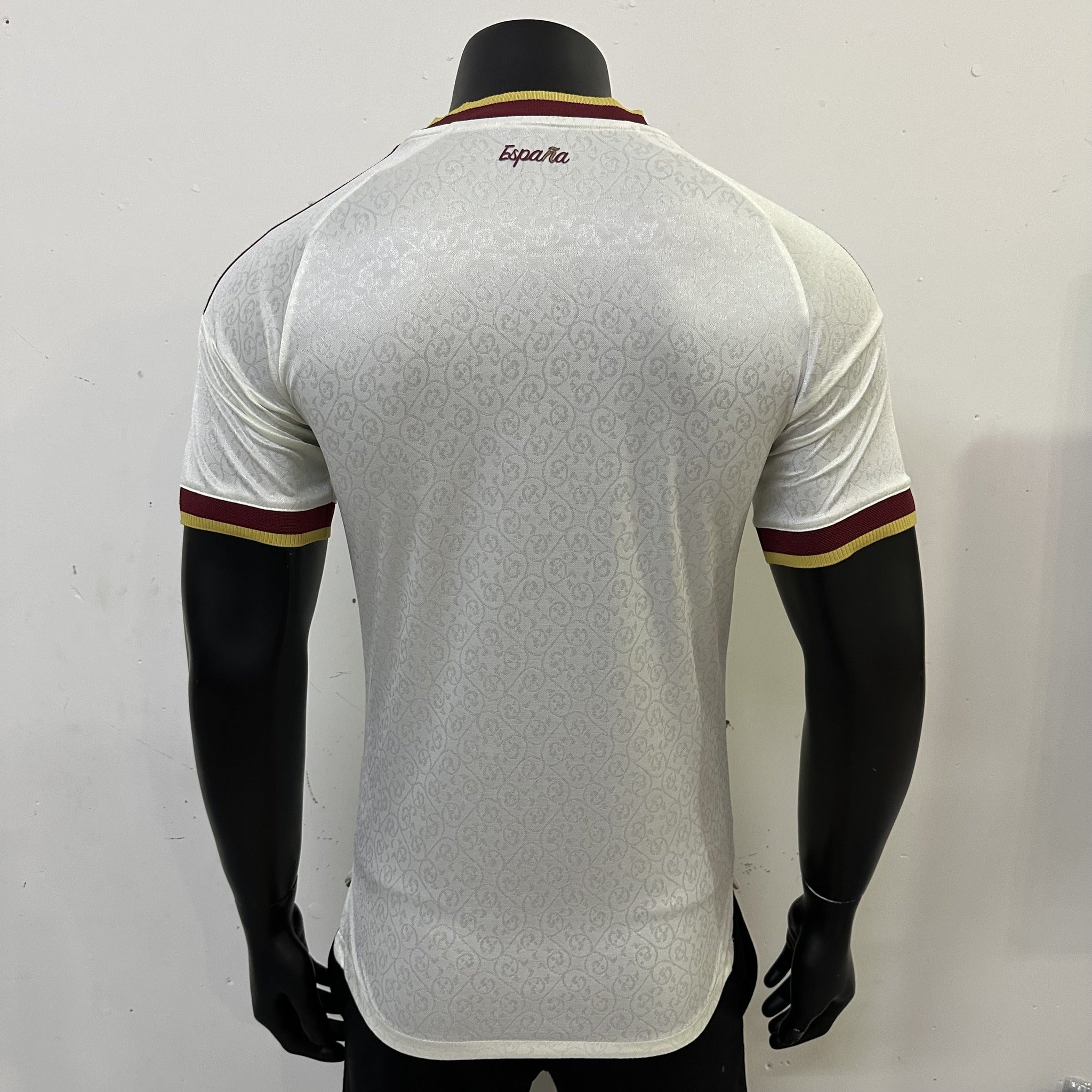 Spain Player 26/27 Away Sponsor Variant Kit – image 4