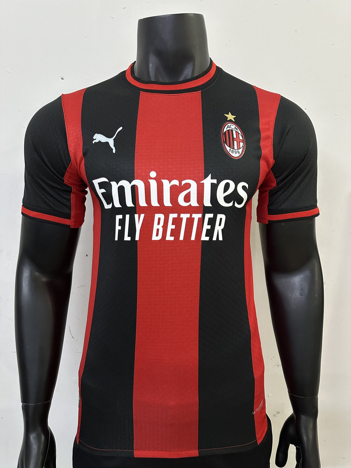 AC Milan Player 26/27 Home Kit – image 1