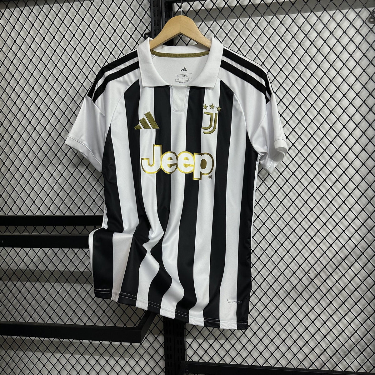 Juventus 26/27 Home Kit – image 3