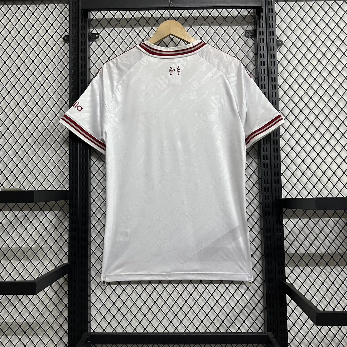 Liverpool 26/27 Away Kit – image 2