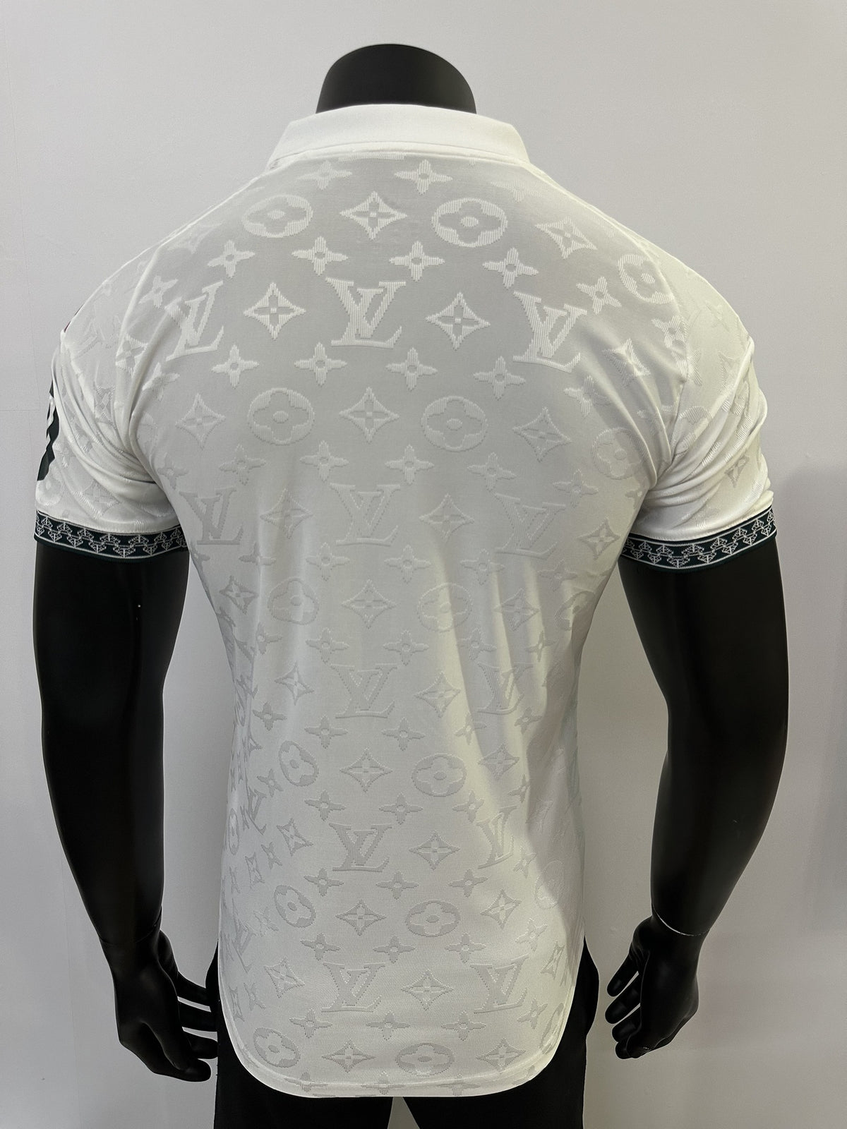 Real Madrid Player 26/27 x Louis Vuitton White Special Edition Kit – image 2
